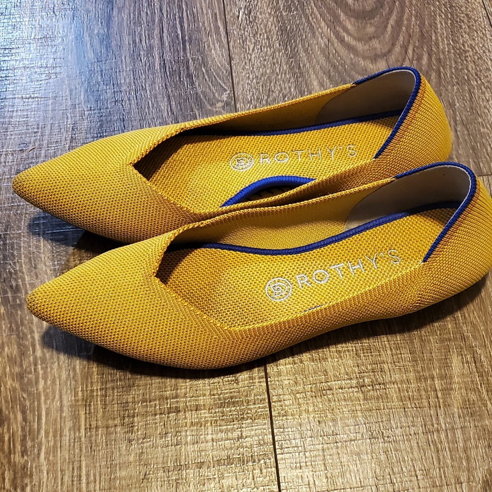 Yellow Women's Rothy's/ Marigold pointed Rothy's 8